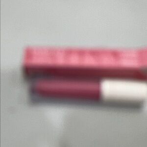 Farmasi Bold Pink Lipstick